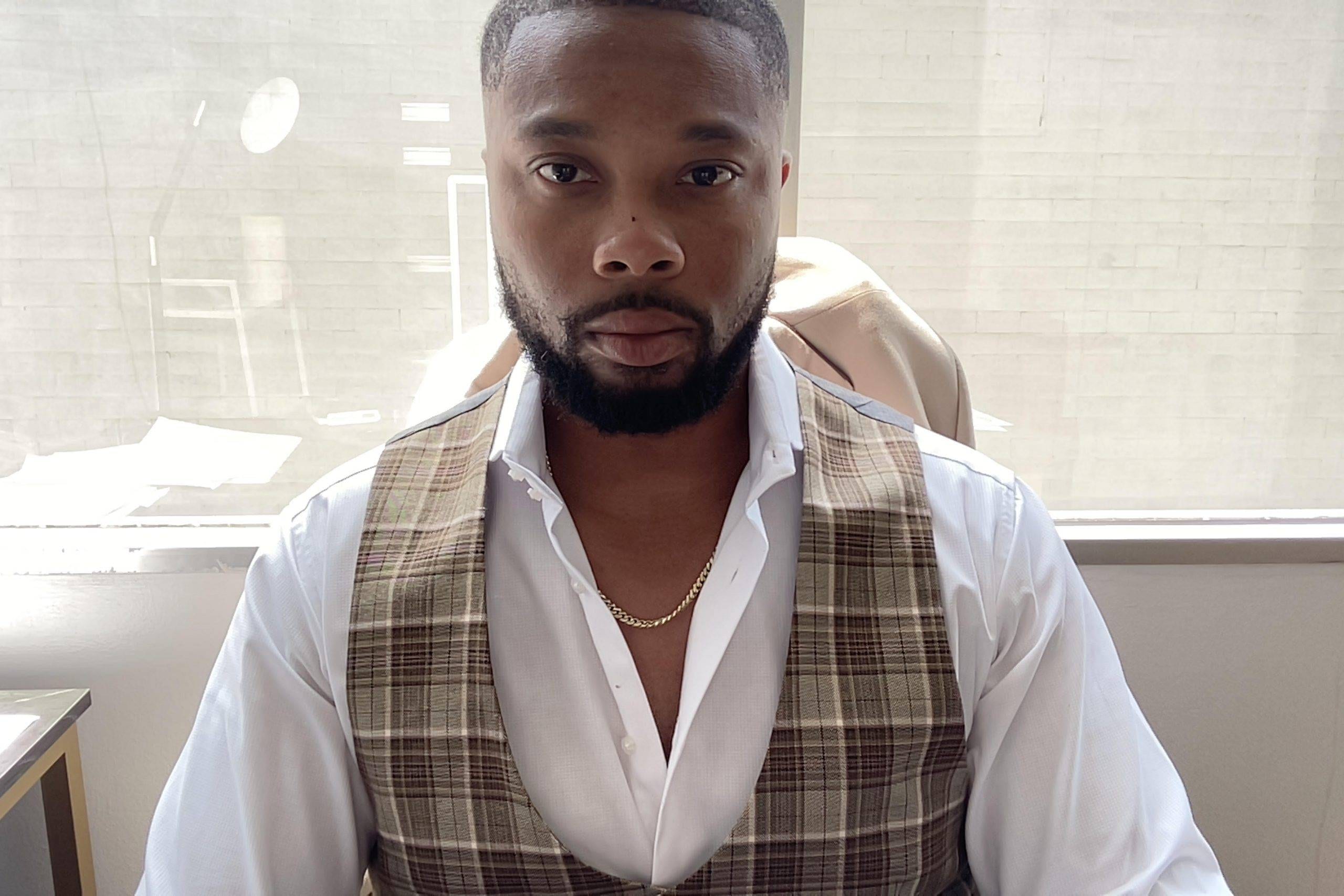 Le'Mar Marshall Headshot Photo